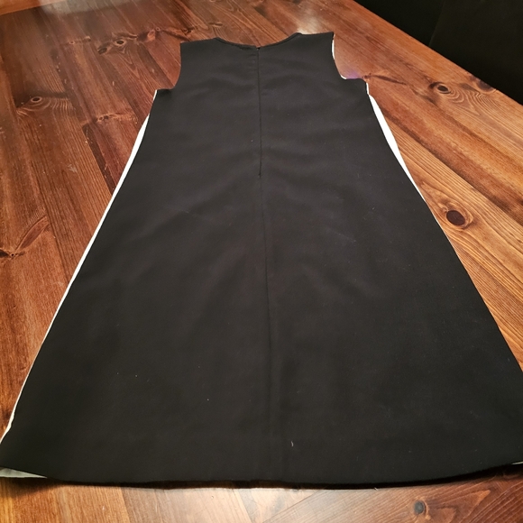 Victoria Beckham for Target shift dress. Very good used condition. Small - Picture 4 of 4